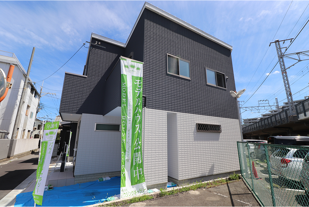東大阪市鴻池本町にハウジングギャラリーの新築一戸建て堂々分譲2